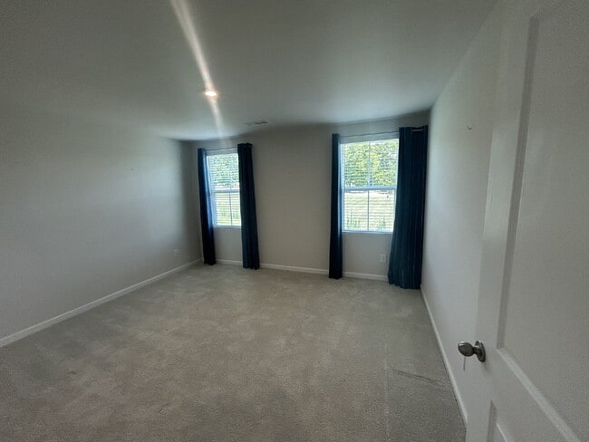 Building Photo - Brand New 3-Bed, 2-Bath Ranch Home in Gall...