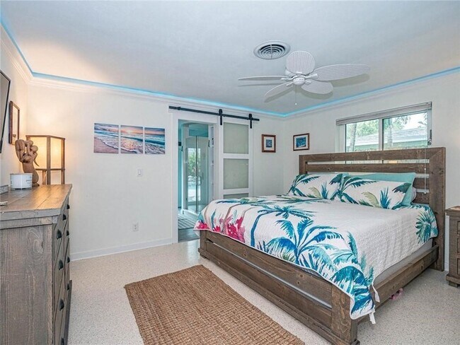 Building Photo - 912 Jasmine Ln