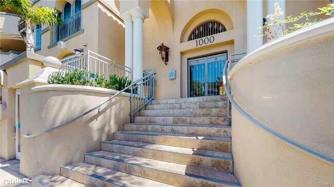 Building Photo - 2 br, 2 bath House - 1000 Granville Avenue...