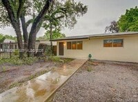 Building Photo - 1857 NW 113 Terrace