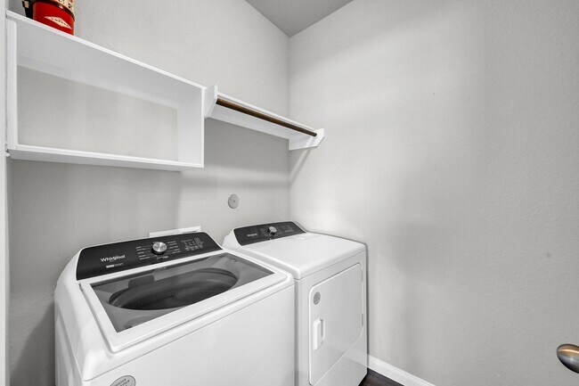 Building Photo - 2237 Raider Dr