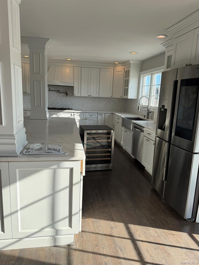 Building Photo - 16 Cape Rd