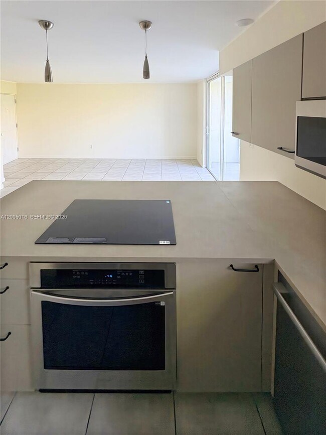 Building Photo - 777 NE 62nd St