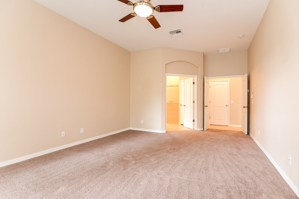 Building Photo - 2302 Fountain Grass Dr