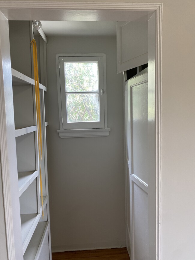 Large Closet - 205 S Fuller Ave