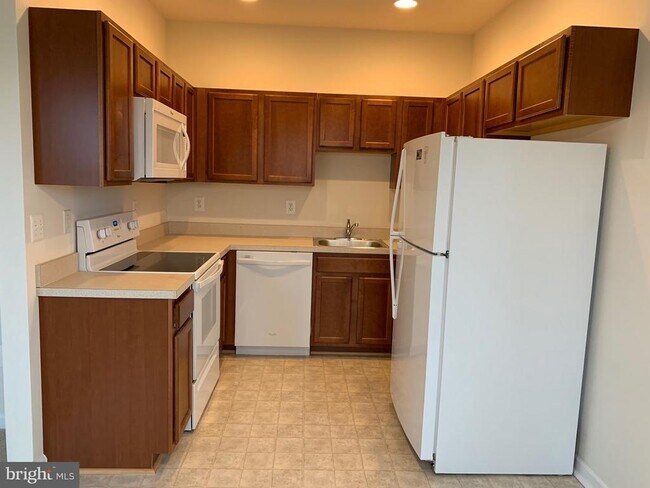 Building Photo - 3568 Worthington Blvd