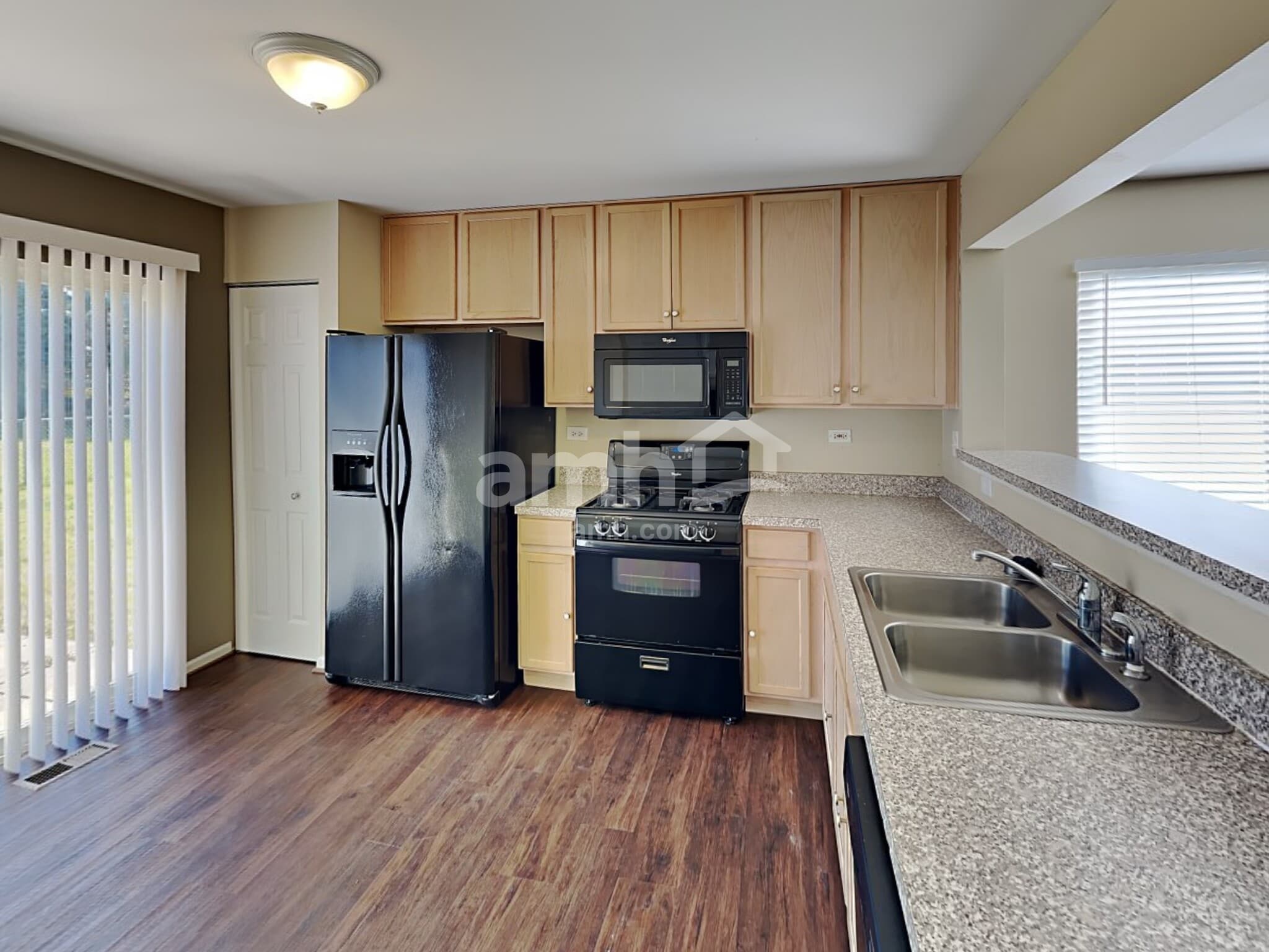 Building Photo - 2462 Mayfield Ct