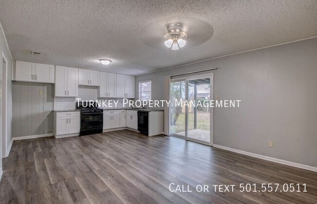 Building Photo - 9203 Labette Dr