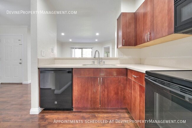 Building Photo - 10655 Lemon Ave