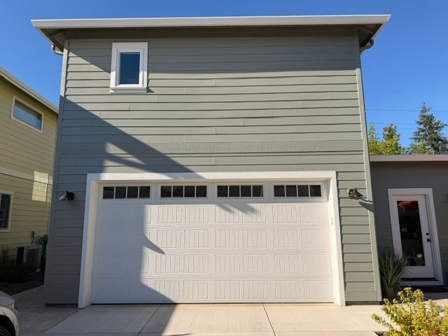 Building Photo - 261 Talent Ave