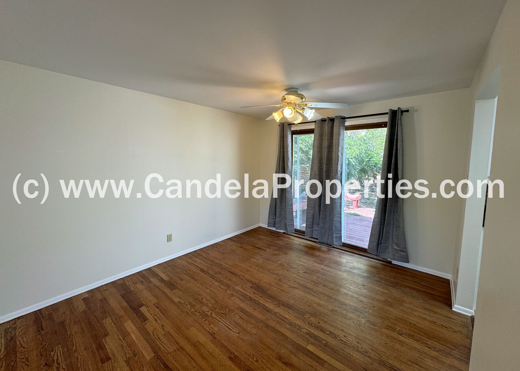 Building Photo - 1021 Adams Dr