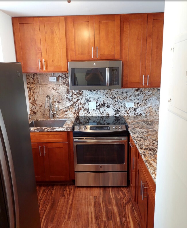 Building Photo - 1848 Kahakai Dr