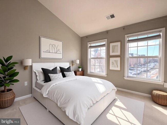 Building Photo - 43086 Shadow Terrace