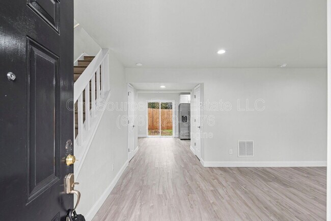 Building Photo - 1342 N Hampton Rd