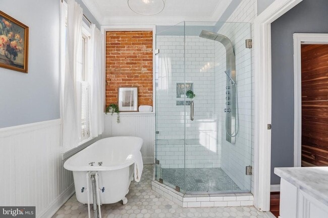 Building Photo - 1314 Webster St