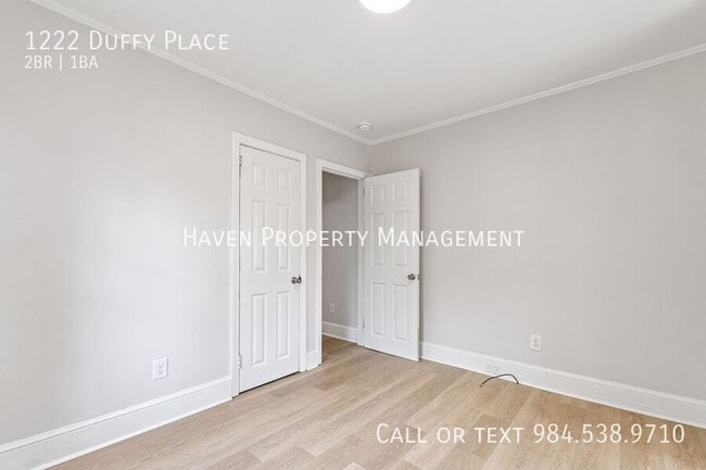 Building Photo - 1222 Duffy Pl