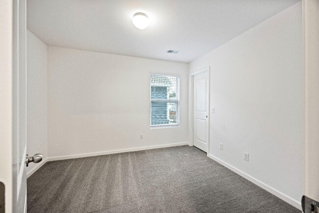 Building Photo - 327 Surfbird Rd