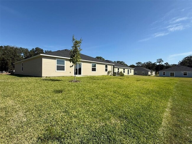 Building Photo - 4220 SW 82nd Ln