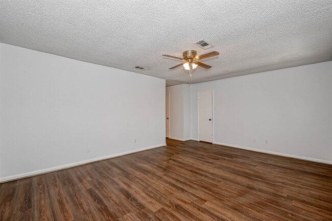 Building Photo - 14179 Misty Meadow Ln