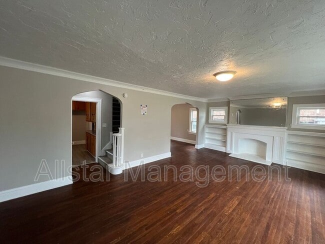 Building Photo - 13558 Cedar Rd