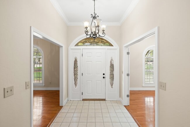 Building Photo - 1300 Windward Cir