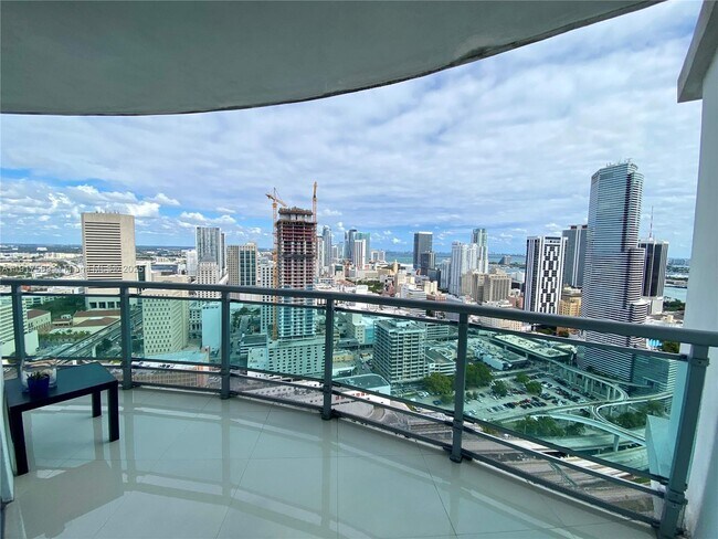 Building Photo - 350 S Miami Ave