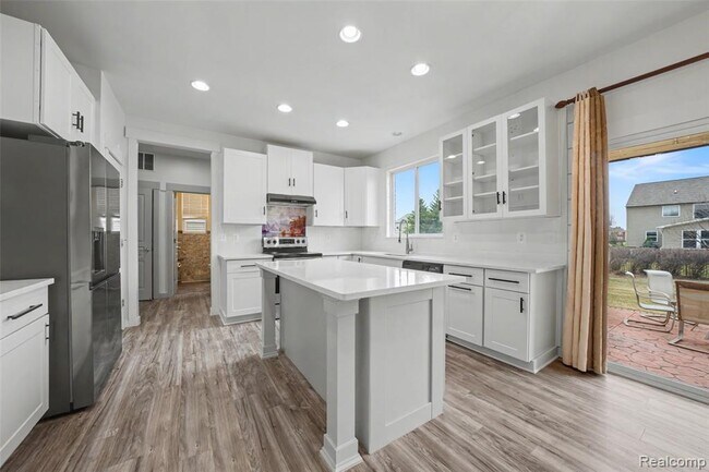 Building Photo - 49184 Gracechurch Rd