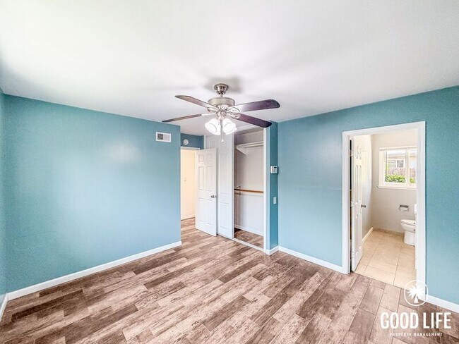 Building Photo - 8051 San Carlos Dr