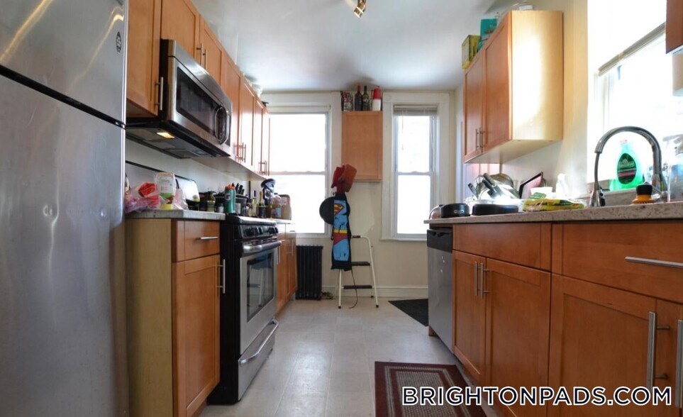 Building Photo - 5 Murdock Terrace