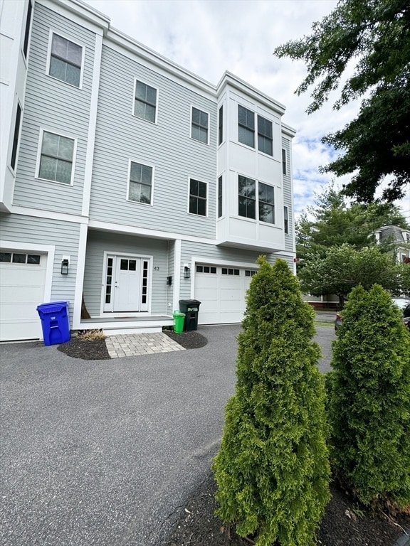 Building Photo - 43 Mansfield St