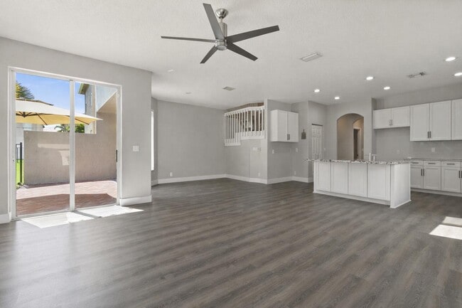 Building Photo - 4166 Wellington Shores Dr