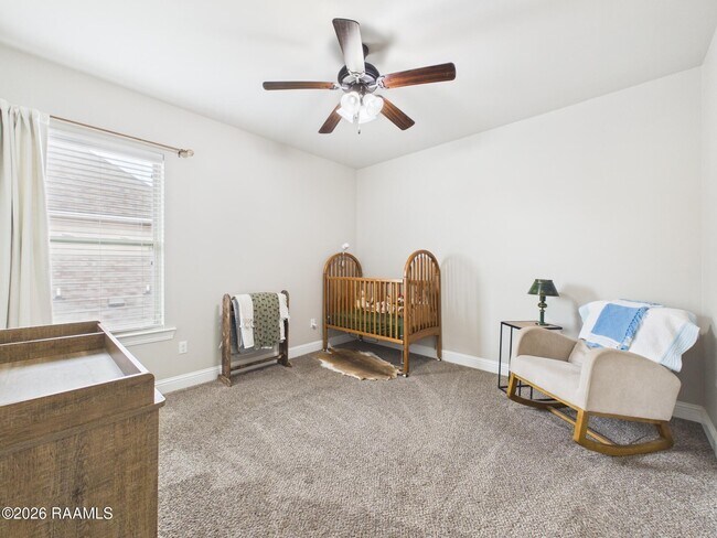 Building Photo - 100 Lacebark Dr