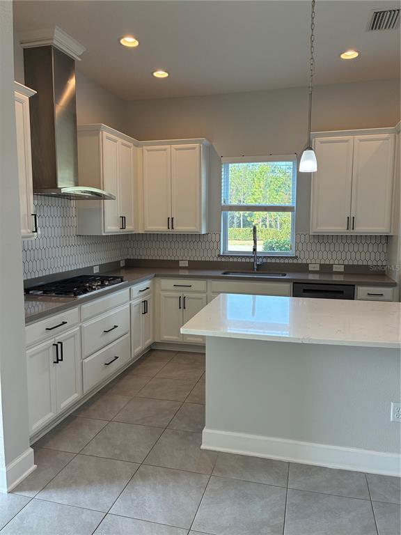 Building Photo - 164 Dalton Cir