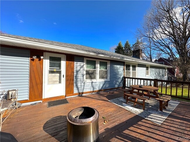 Building Photo - 4055 Bristol Rd