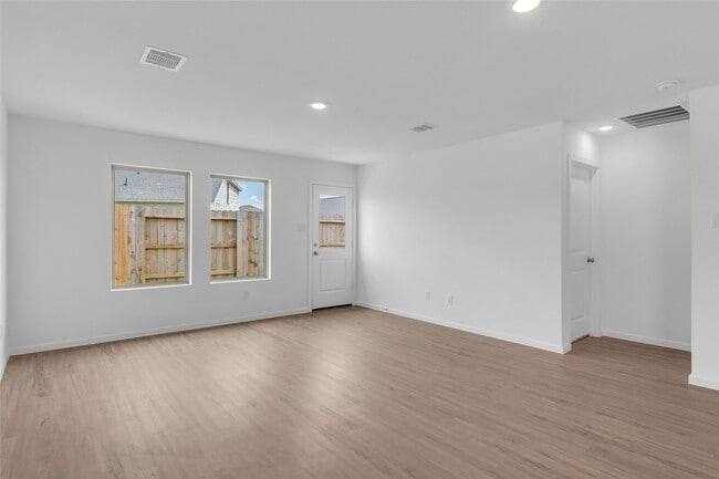 Building Photo - 18699 Cepagatti Dr