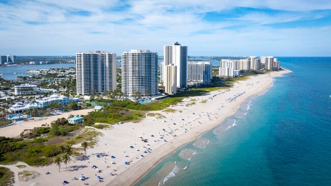 Building Photo - 2700 N Ocean Dr