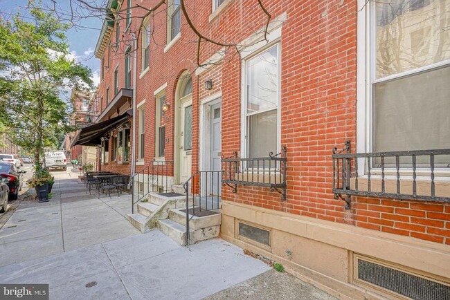 Building Photo - 523 N 20th St