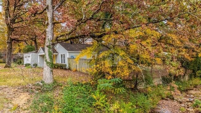 Building Photo - Charming Midtown Little Rock Home on Corner Lot – 3BR/2BA + Garage