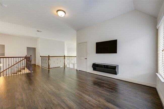 Building Photo - 3707 Cibolo Ct