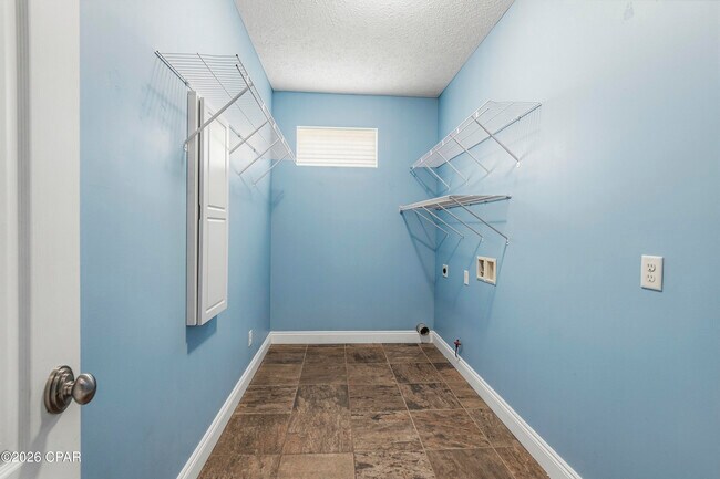 Building Photo - 22811 Panama City Beach Pkwy
