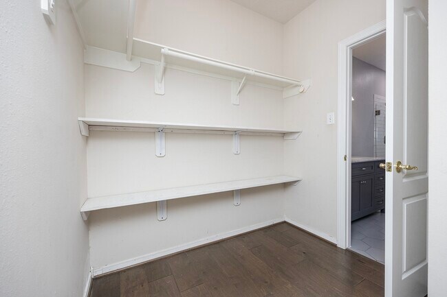 Building Photo - 19423 Arbor Pines Ln