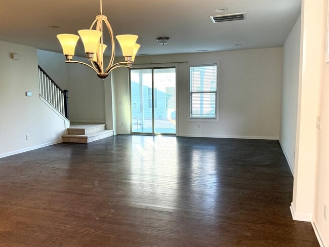 Building Photo - 1107 Lotus Lilly Dr