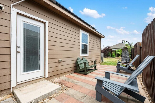 Building Photo - 817 Liberty Meadows Dr