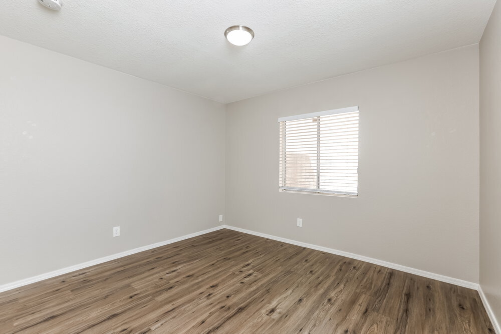 Building Photo - 4124 N 106th Ave