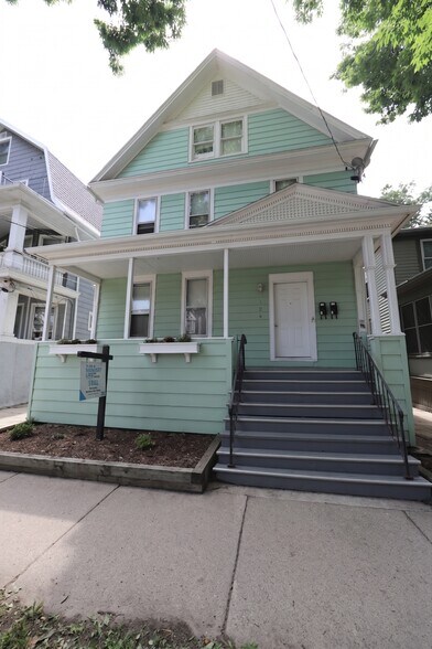 Building Photo - 124 N Franklin St