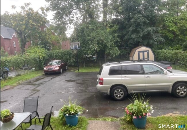 Building Photo - 243 Jefferson St