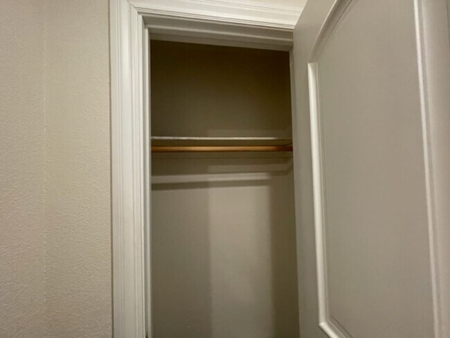 Building Photo - 1825 Stokes St