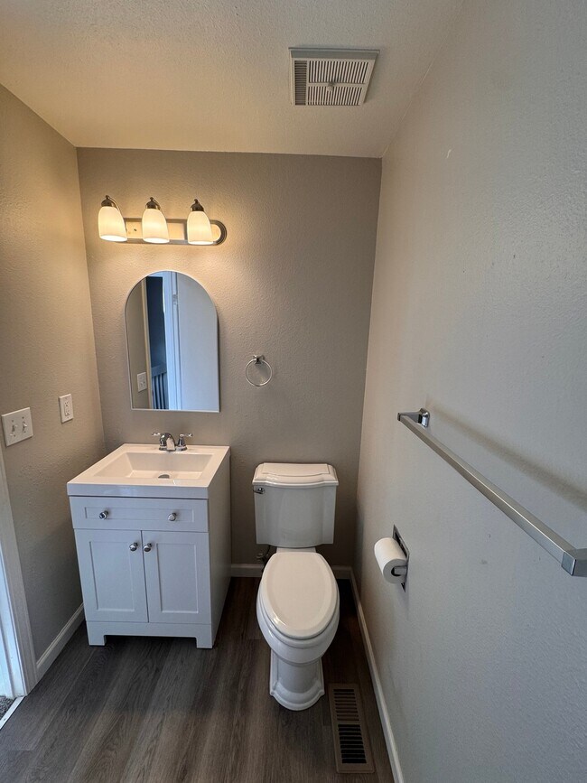 Building Photo - 4633 S Crystal Way
