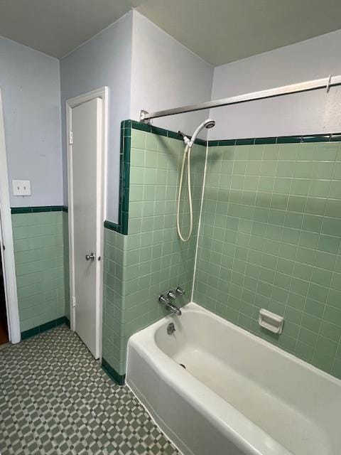 Building Photo - 3600 Lakewood Rd NW