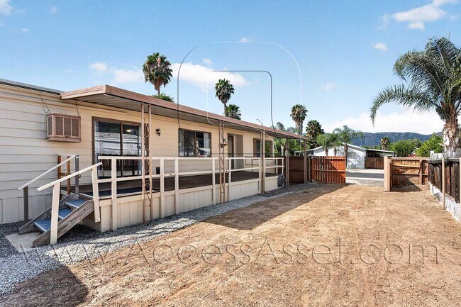 Building Photo - 16450 Monterey St